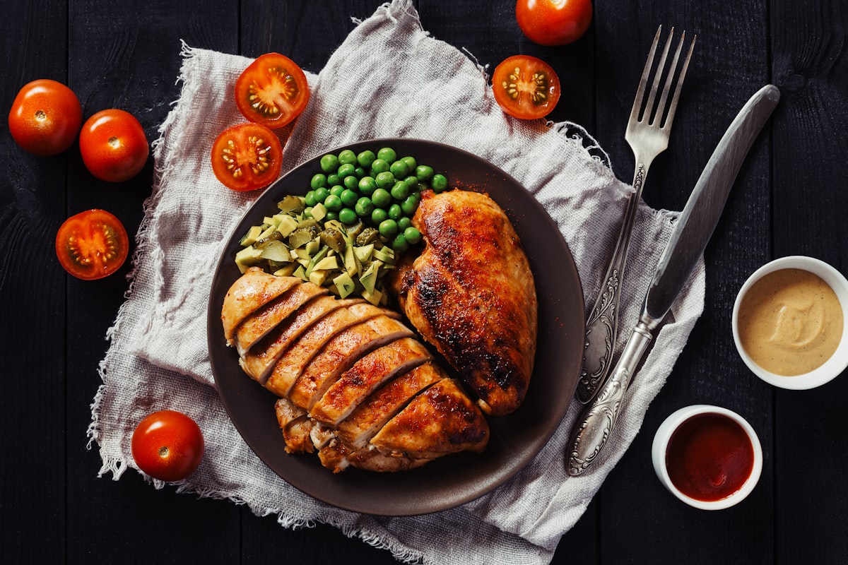 Mittagessen mit Gemüse und Protein